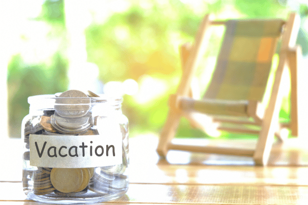 Budgeting for the Holidays Without Breaking the Bank