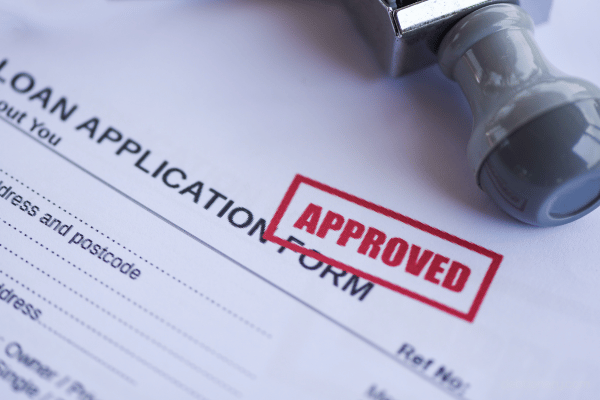 The Link Between Credit Scores and Loan Approval